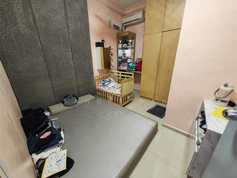 Rumah Teres 2-Tingkat untuk Dijual di Taman Ungku Tun Aminah (Skudai) - Sandra Gan - Bedroom - PropertyGuru.com.my