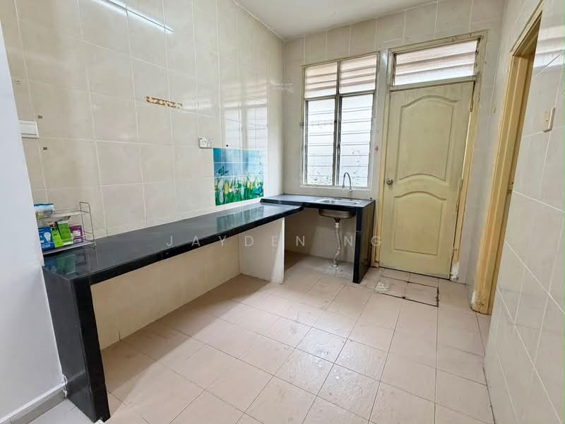 2-storey Terraced House for Sale in Taman JP Perdana (Johor Bahru) - Jayden Ng - Kitchen - PropertyGuru.com.my