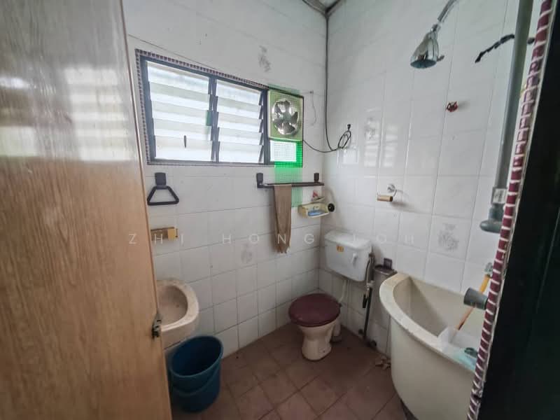 Rumah Teres 1-Tingkat untuk Dijual di Taman Setapak (Setapak) - Zhi Hong Loh - Bathroom - PropertyGuru.com.my