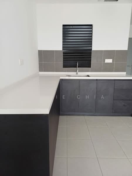 Kondominium untuk Dijual di The Netizen - Jessie Chia - Kitchen - PropertyGuru.com.my