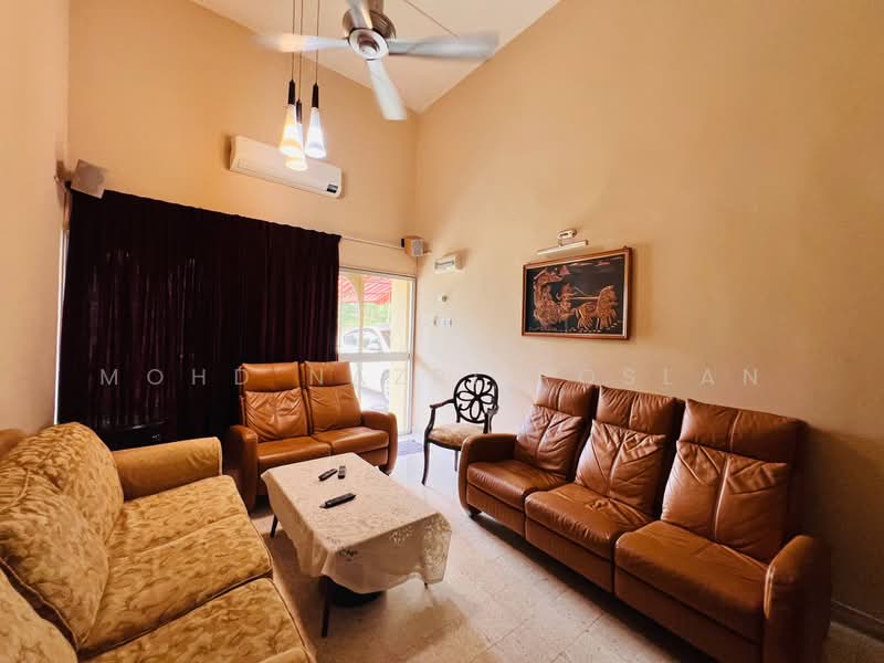 Rumah Teres 1-Tingkat untuk Dijual di Taman Seri Mas (Hulu Langat) - Mohd Nazri Roslan - PropertyGuru.com.my