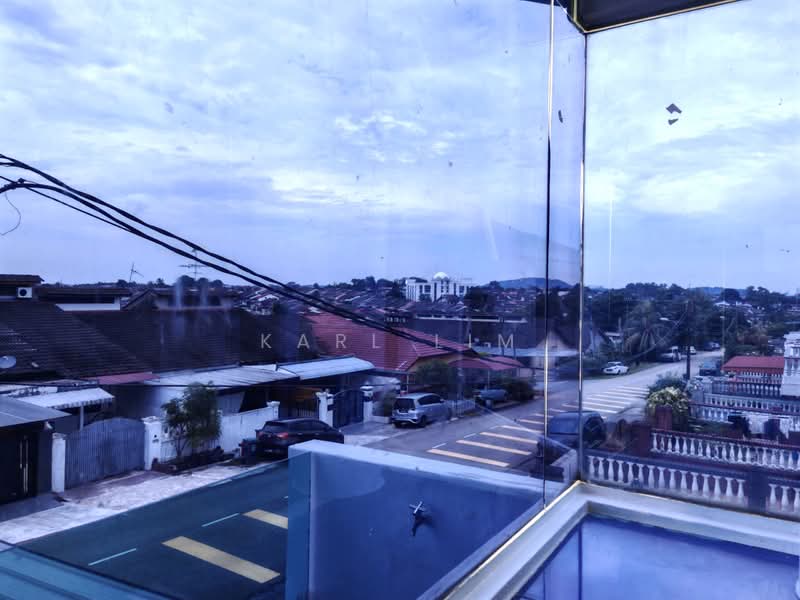 2-storey Terraced House for Sale in Taman Johor Jaya (Johor Bahru) - Karl Lim - Exterior - PropertyGuru.com.my