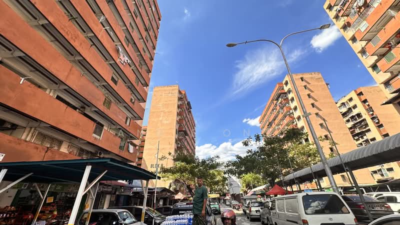 Pangsapuri untuk Dijual di Taman Miharja Apartment (LRT Miharja) - Angie Ong - Exterior - PropertyGuru.com.my