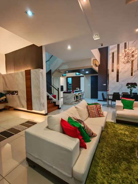 Rumah Berkembar untuk Dijual di Johor Bahru (Johor) - Max Kan - Living Room - PropertyGuru.com.my