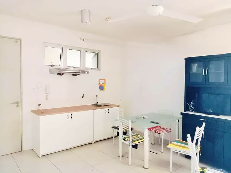 Service Residence for Sale at The Domain (Domain 1) @ NeoCyber - Lok Teh - Kitchen - PropertyGuru.com.my