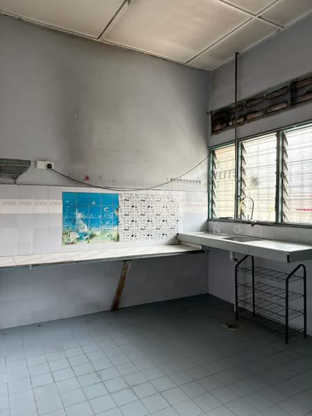 Rumah Teres 1-Tingkat untuk Disewa di Taman Desa Cempaka (Nilai) - Eric Chong - Kitchen - PropertyGuru.com.my