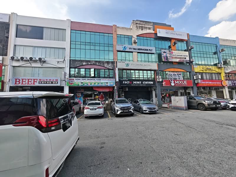 Shop for Rent in Bandar Puteri Puchong (Puchong) - Candy Soon - Exterior - PropertyGuru.com.my