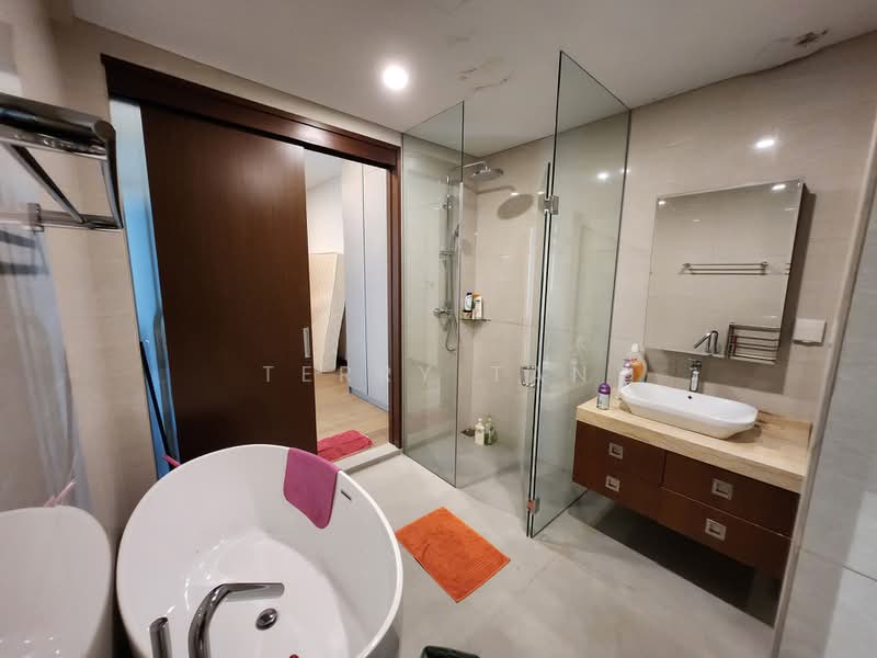 Kediaman Servis untuk Dijual di Puteri Cove Residences - Terry Tan - Bathroom - PropertyGuru.com.my