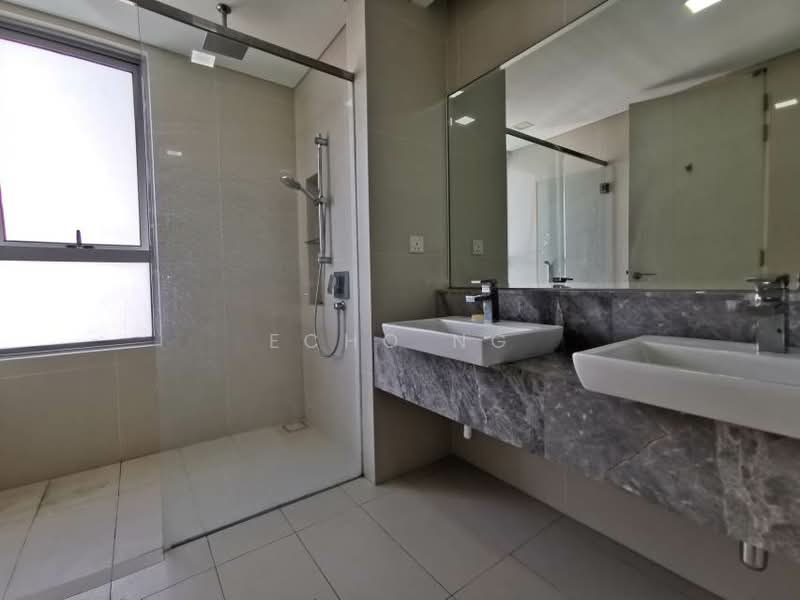 Kondominium untuk Dijual di The Westside Two - Echo Ng - Bathroom - PropertyGuru.com.my
