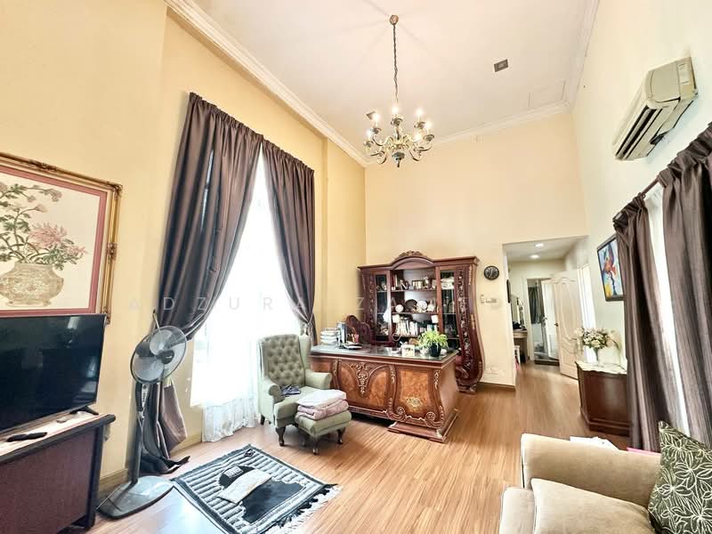 Bungalow House for Sale in Saujana Impian (Kajang) - Adzura Zamedin - Living Room - PropertyGuru.com.my