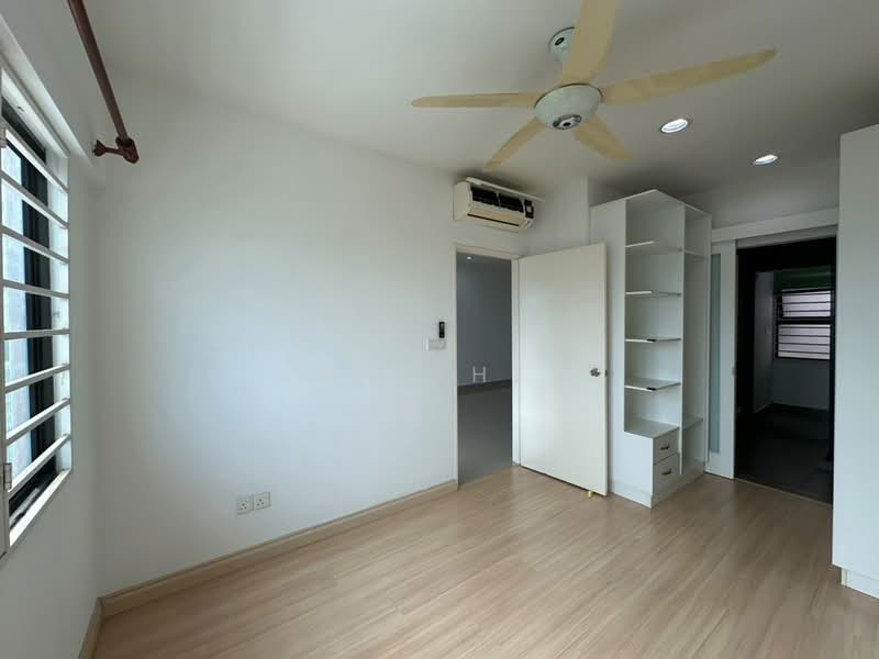Kediaman Servis untuk Dijual di Hedgeford 10 Residences - Jane Hew - Interior - PropertyGuru.com.my