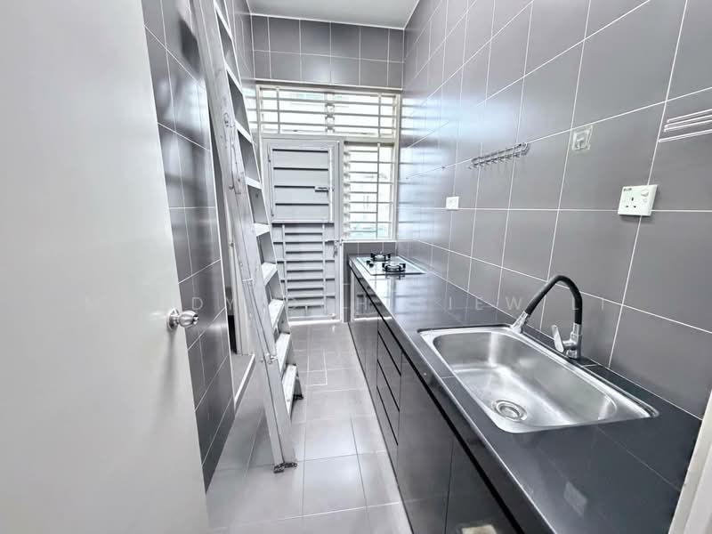 Rumah Teres 2-Tingkat untuk Dijual di Taman Setia Indah (Tebrau) - Mandy Goh Siew Li - Kitchen - PropertyGuru.com.my