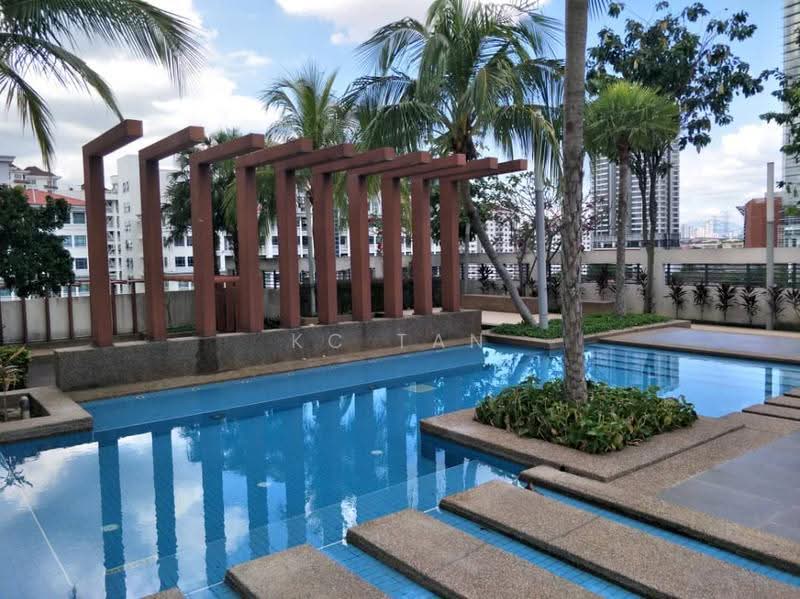 Kondominium untuk Dijual di Zenith Residences - KC Tan - Pool - PropertyGuru.com.my