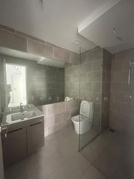 Kondominium untuk Disewa di Est8 - Henry Chiah - Bathroom - PropertyGuru.com.my