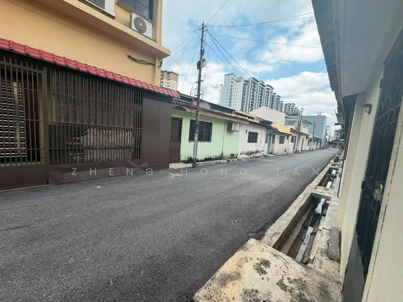 Rumah Teres 1-Tingkat untuk Dijual di Kepong Baru (Kepong) - Zheng Hong Tan - Exterior - PropertyGuru.com.my