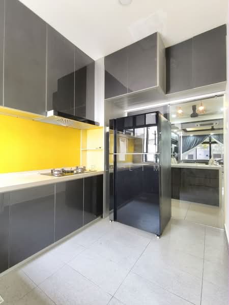 Rumah Teres 2-Tingkat untuk Dijual di Taman Austin Duta (Tebrau) - Karl Lim - Kitchen - PropertyGuru.com.my