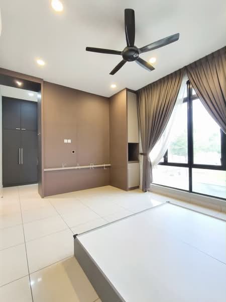 Rumah Teres 2-Tingkat untuk Dijual di Taman Austin Duta (Tebrau) - Karl Lim - Bedroom - PropertyGuru.com.my
