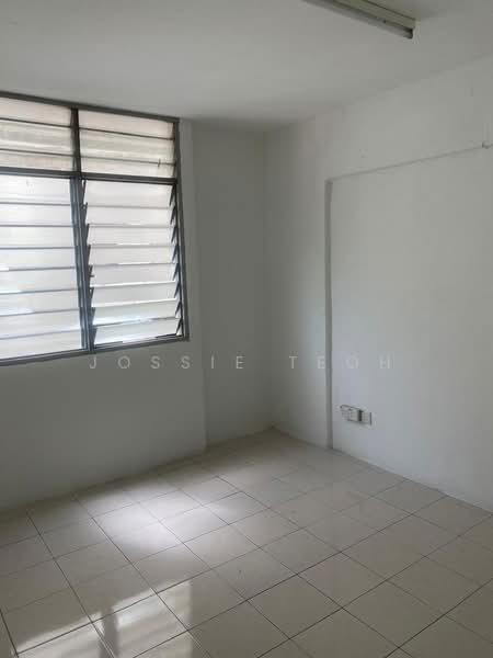 Flat for Sale at Green Garden - Jossie Teoh - Interior - PropertyGuru.com.my