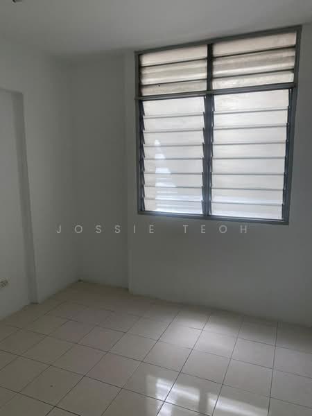 Flat for Sale at Green Garden - Jossie Teoh - Interior - PropertyGuru.com.my