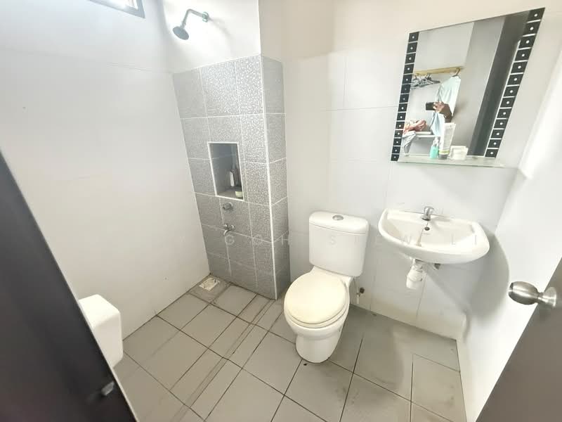 2-storey Terraced House for Rent in Taman Pulai Flora (Skudai) - Mandy Goh Siew Li - Bathroom - PropertyGuru.com.my