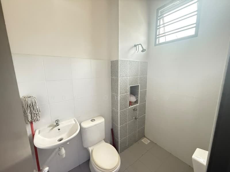 2-storey Terraced House for Rent in Taman Pulai Flora (Skudai) - Mandy Goh Siew Li - Bathroom - PropertyGuru.com.my
