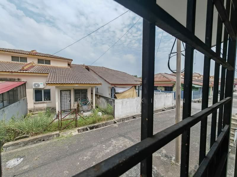 Rumah Teres untuk Dijual di Bandar Tasik Puteri (Rawang) - Nazrin Hakimin - Exterior - PropertyGuru.com.my