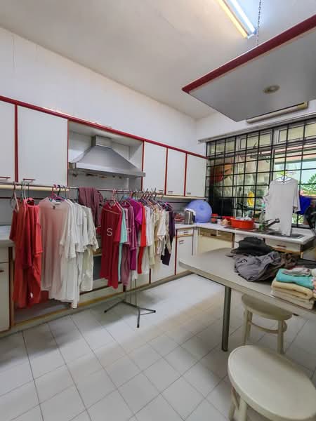 Semi-Detached House for Sale in Taman Pelangi (Johor Bahru) - Kasper Lee - PropertyGuru.com.my