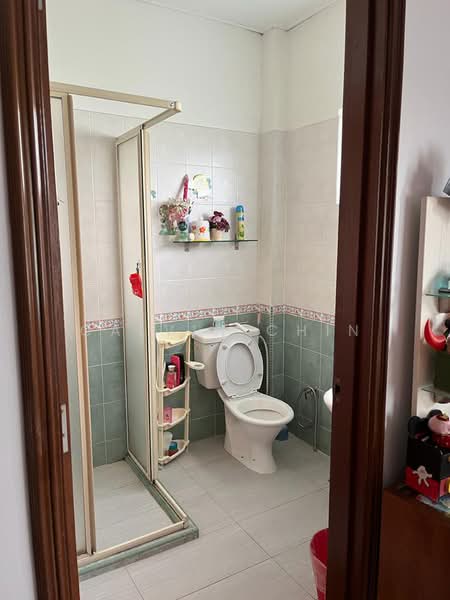 Bungalow House untuk Dijual di Bukit Antarabangsa (Ulu Kelang) - calvin Chin - Bathroom - PropertyGuru.com.my