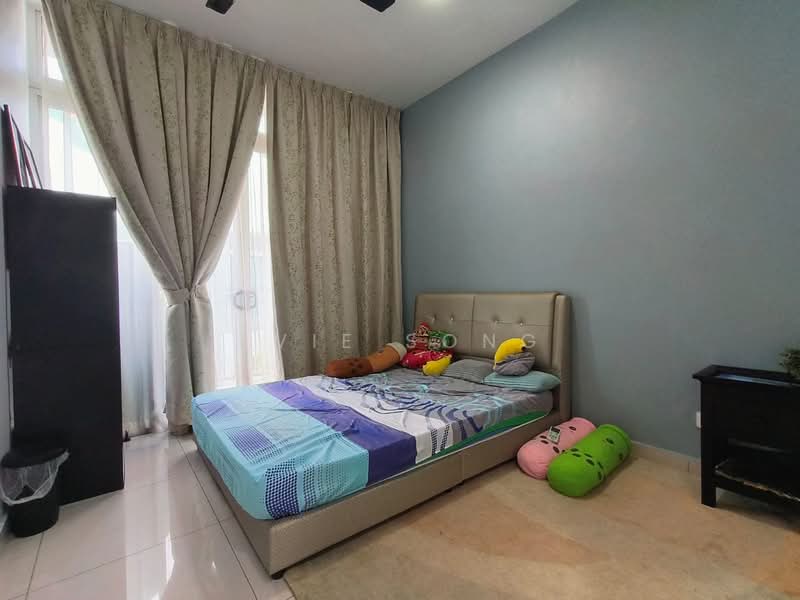 Rumah Teres 2-Tingkat untuk Dijual di Taman Mount Austin (Tebrau) - Evie Song - Bedroom - PropertyGuru.com.my