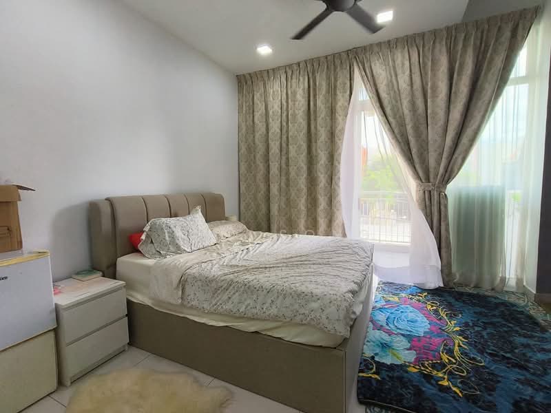 Rumah Teres 2-Tingkat untuk Dijual di Taman Mount Austin (Tebrau) - Evie Song - Bedroom - PropertyGuru.com.my