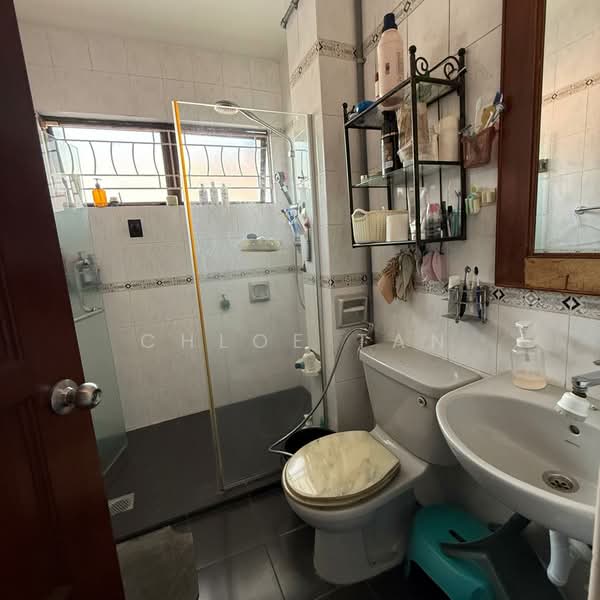 Semi-Detached House for Sale in Kota Kemuning (Shah Alam) - Chloe Tan - Bathroom - PropertyGuru.com.my