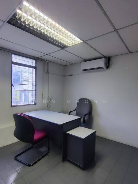 Kedai / Pejabat untuk Dijual di Desa Petaling (Kuala Lumpur) - Yenn Chong - PropertyGuru.com.my