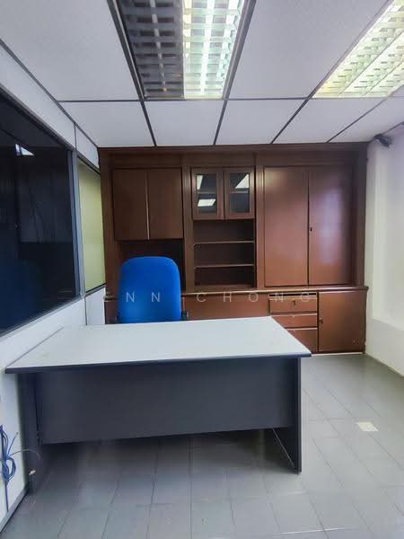 Kedai / Pejabat untuk Dijual di Desa Petaling (Kuala Lumpur) - Yenn Chong - PropertyGuru.com.my