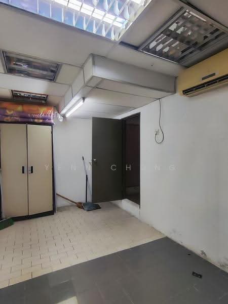 Kedai / Pejabat untuk Dijual di Desa Petaling (Kuala Lumpur) - Yenn Chong - PropertyGuru.com.my