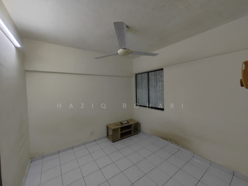 Apartment for Rent at Pangsapuri Perdana - Haziq Bohari - Interior - PropertyGuru.com.my