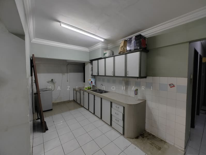 Apartment for Rent at Pangsapuri Perdana - Haziq Bohari - Kitchen - PropertyGuru.com.my