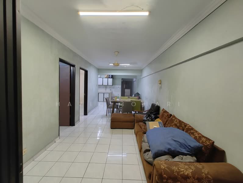 Apartment for Rent at Pangsapuri Perdana - Haziq Bohari - Living Room - PropertyGuru.com.my
