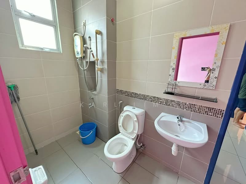 Rumah Kluster untuk Dijual di Nusa Duta (Iskandar Puteri (Nusajaya)) - Karl Lim - Bathroom - PropertyGuru.com.my