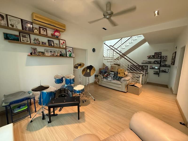 Rumah Berkembar untuk Dijual di Cyberjaya (Selangor) - Ammeer Nadzrai - Living Room - PropertyGuru.com.my