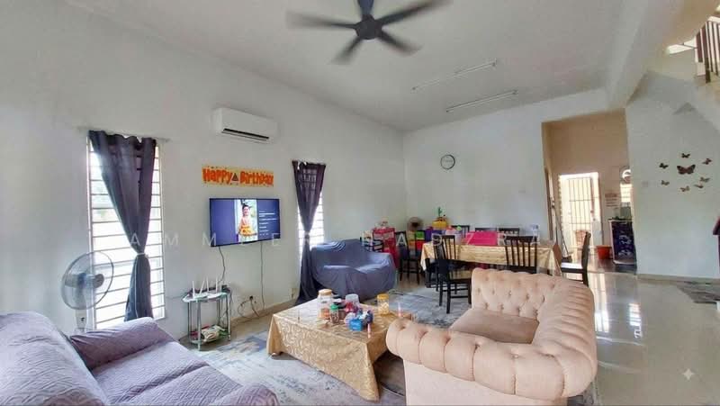 2-storey Terraced House for Sale in Jenjarom (Selangor) - Ammeer Nadzrai - Living Room - PropertyGuru.com.my