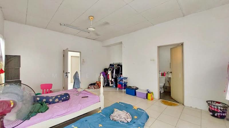 2-storey Terraced House for Sale in Jenjarom (Selangor) - Ammeer Nadzrai - Bedroom - PropertyGuru.com.my