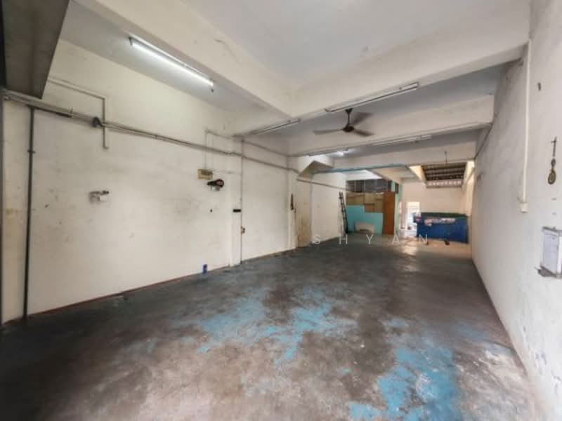 Shop / Office for Sale in Kawasan Perindustrian Tampoi (Johor Bahru) - Ong Lih Shyan - Interior - PropertyGuru.com.my