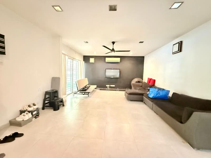 Rumah Berkembar untuk Dijual di Taman Tun Dr Ismail (Kuala Lumpur) - Ammeer Nadzrai - Living Room - PropertyGuru.com.my
