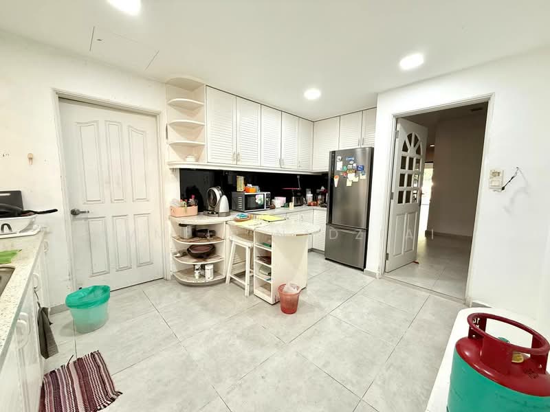 Rumah Berkembar untuk Dijual di Taman Tun Dr Ismail (Kuala Lumpur) - Ammeer Nadzrai - Kitchen - PropertyGuru.com.my