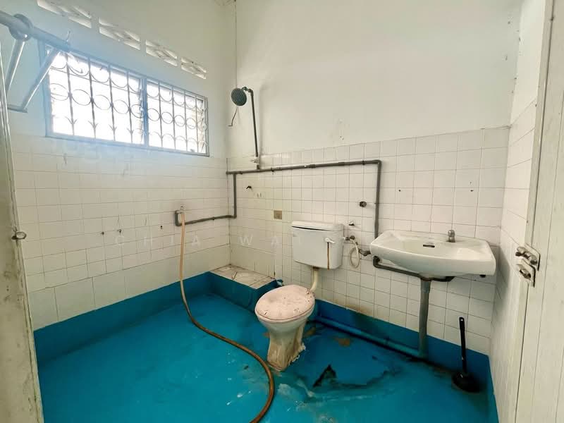 2-storey Terraced House for Sale in Off Jalan Meru (Klang) - Chia Wai Yong - Bathroom - PropertyGuru.com.my
