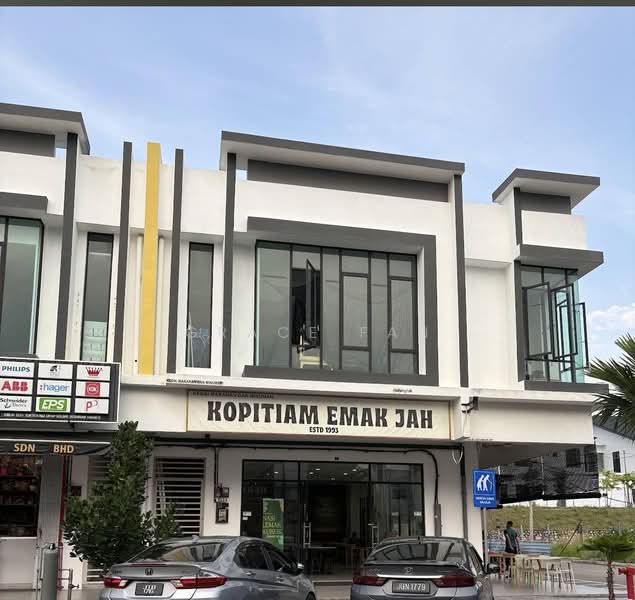 Shop / Office for Rent in Taman Tasik Indah (Kluang) - Grace Fan - PropertyGuru.com.my