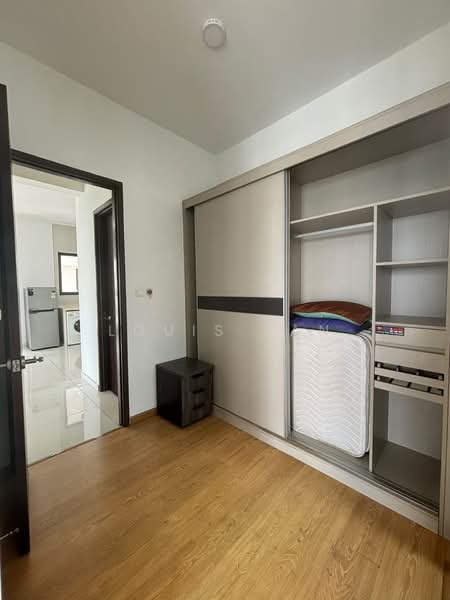 Condominium for Rent at Amberside @ Country Garden Danga Bay - Louis Tan - Bedroom - PropertyGuru.com.my