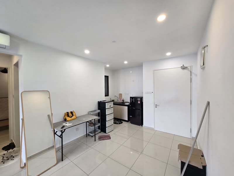 Service Residence for Sale at Kenwingston Avenue - Kevin Chuah - Kitchen - PropertyGuru.com.my
