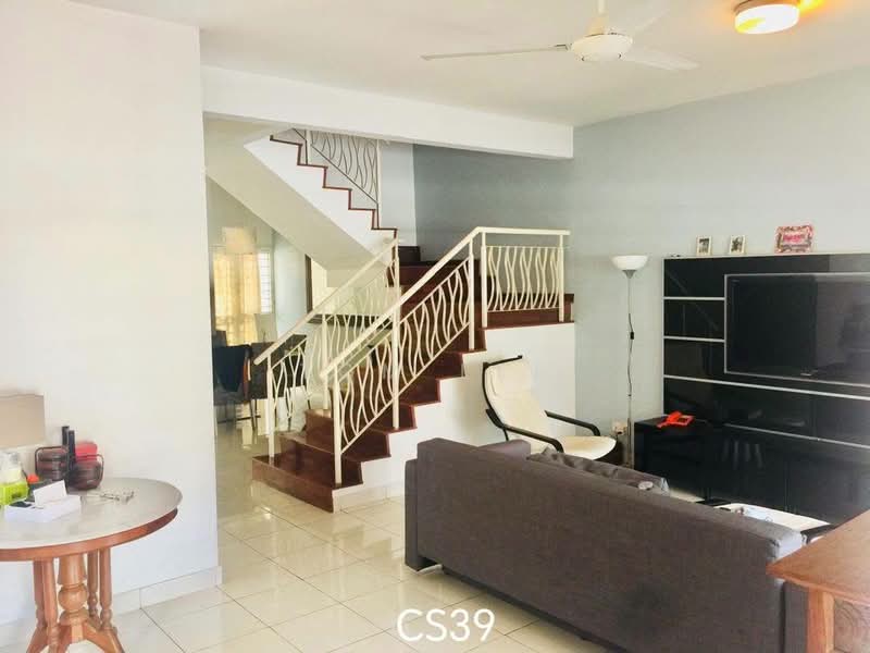 2-storey Terraced House for Sale in Setia Damai (Setia Alam) - Tom Lee - Living Room - PropertyGuru.com.my