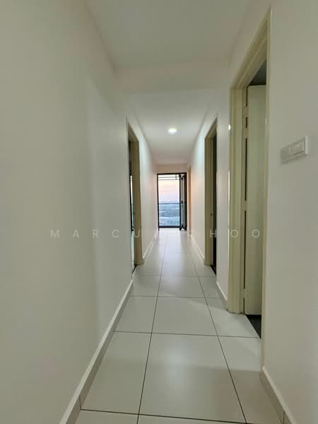 Condominium for Rent at Cristal Serin Residence - Marcus Choo - Corridor - PropertyGuru.com.my